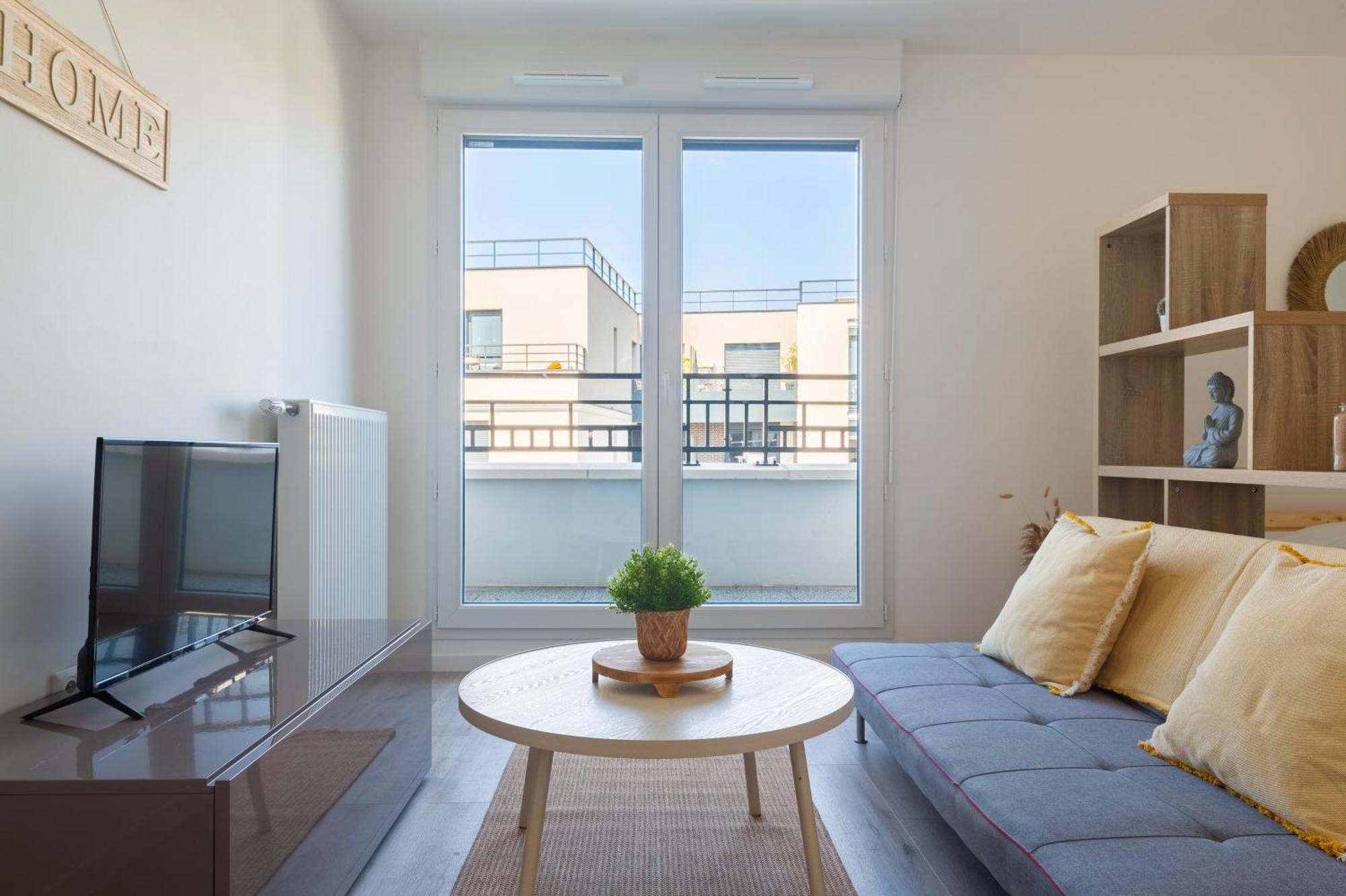 Le Peruvien - Saint-Cyr-L'Ecole - Free Parking Apartment Luaran gambar